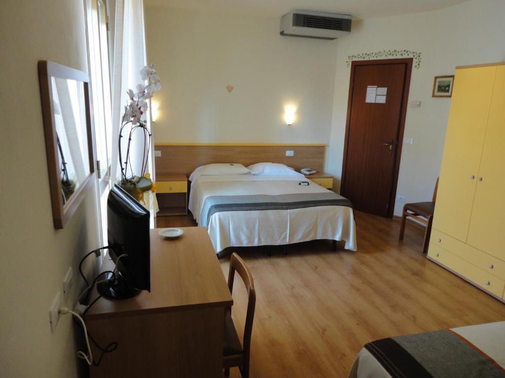 Hotel Mariani Lido di Camaiore Room photo