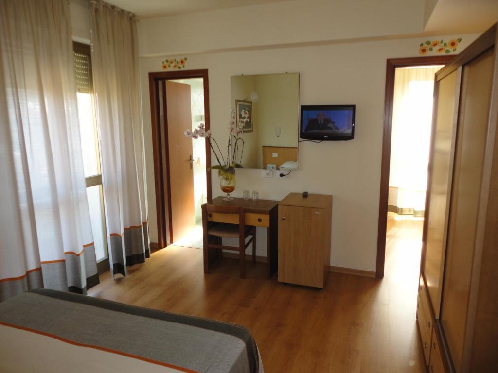 Hotel Mariani Lido di Camaiore Room photo